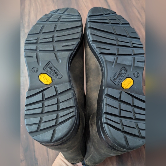 Blundstone Olive Green Chelsea Winter Boots - Picture 12 of 15